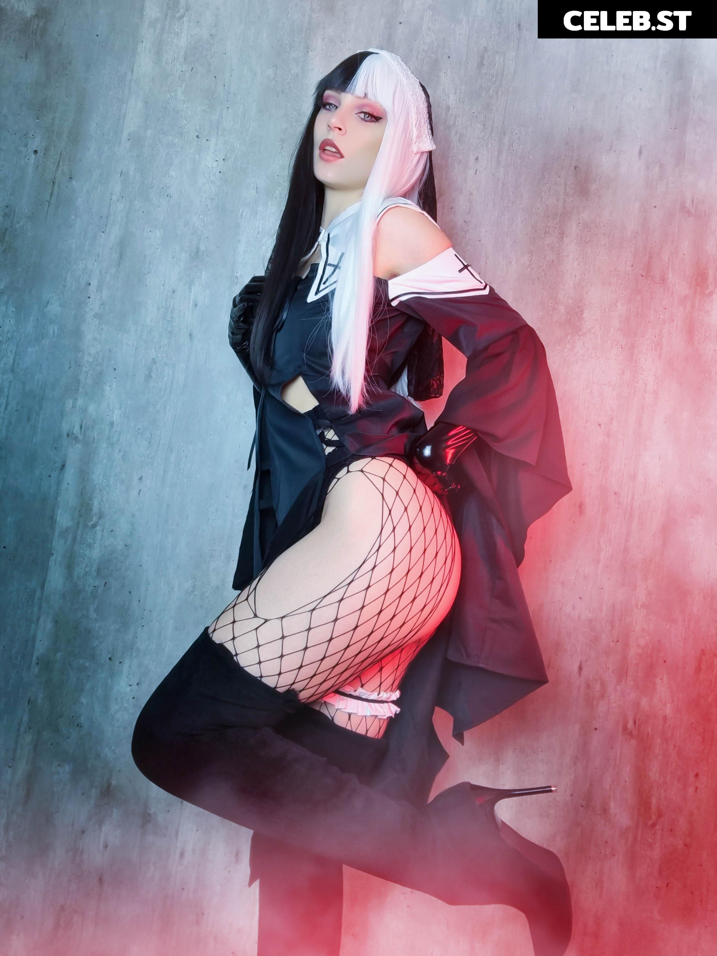 Whitespring Cosplay Image 23959090