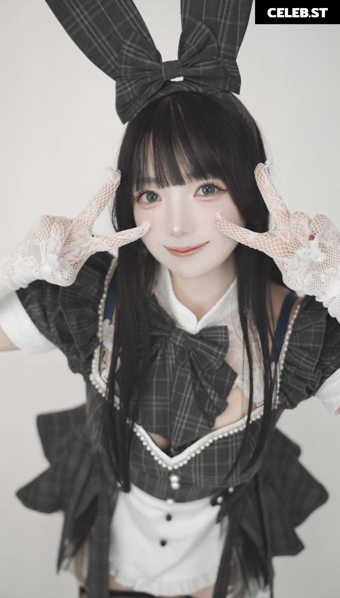 Puutin_cos Image 23967576