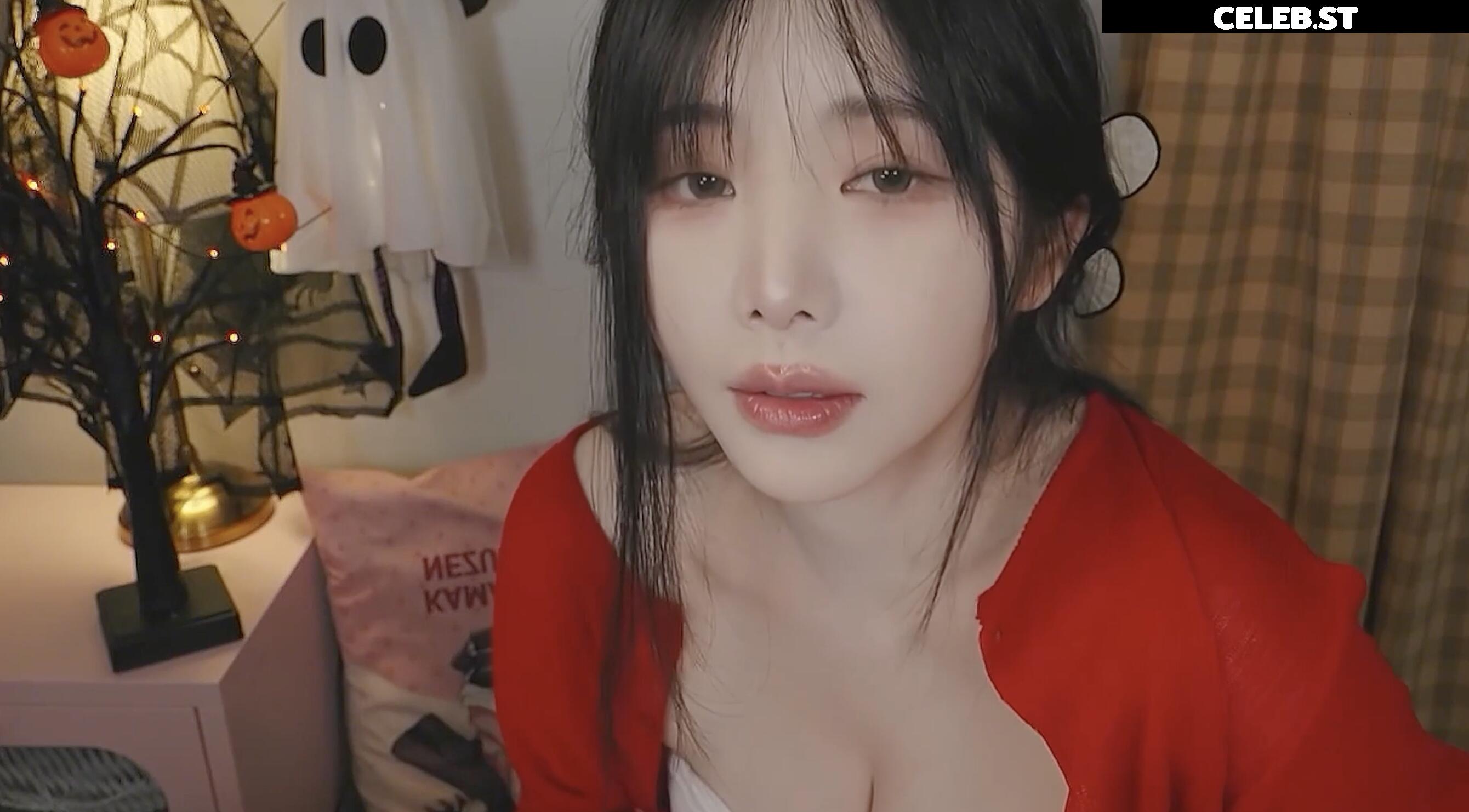 ASMR Yoon Ying | yoonyingASMR Image 23966634