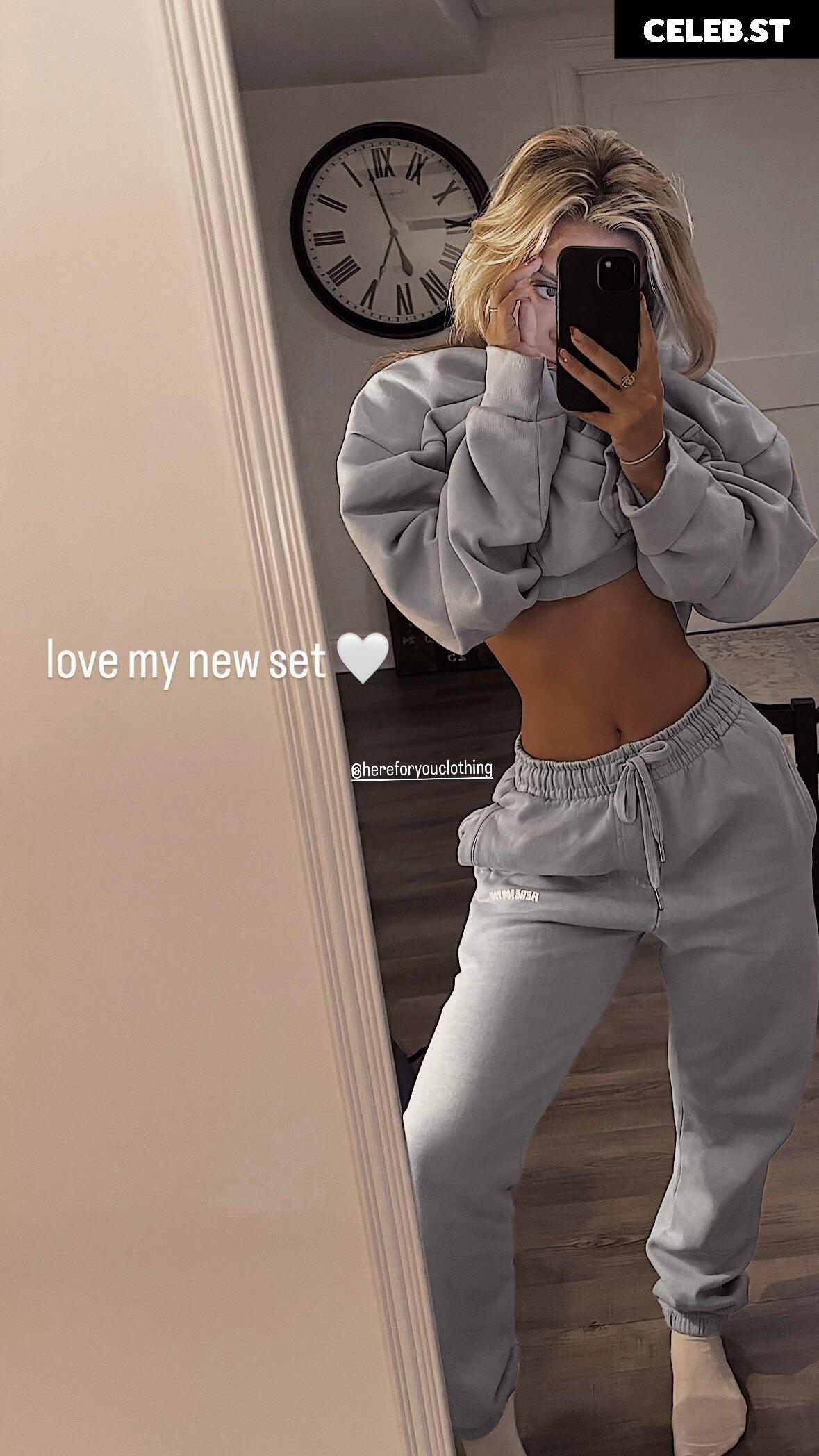 babyybrielle / briellealexxandra / babybrielle Image 23975089