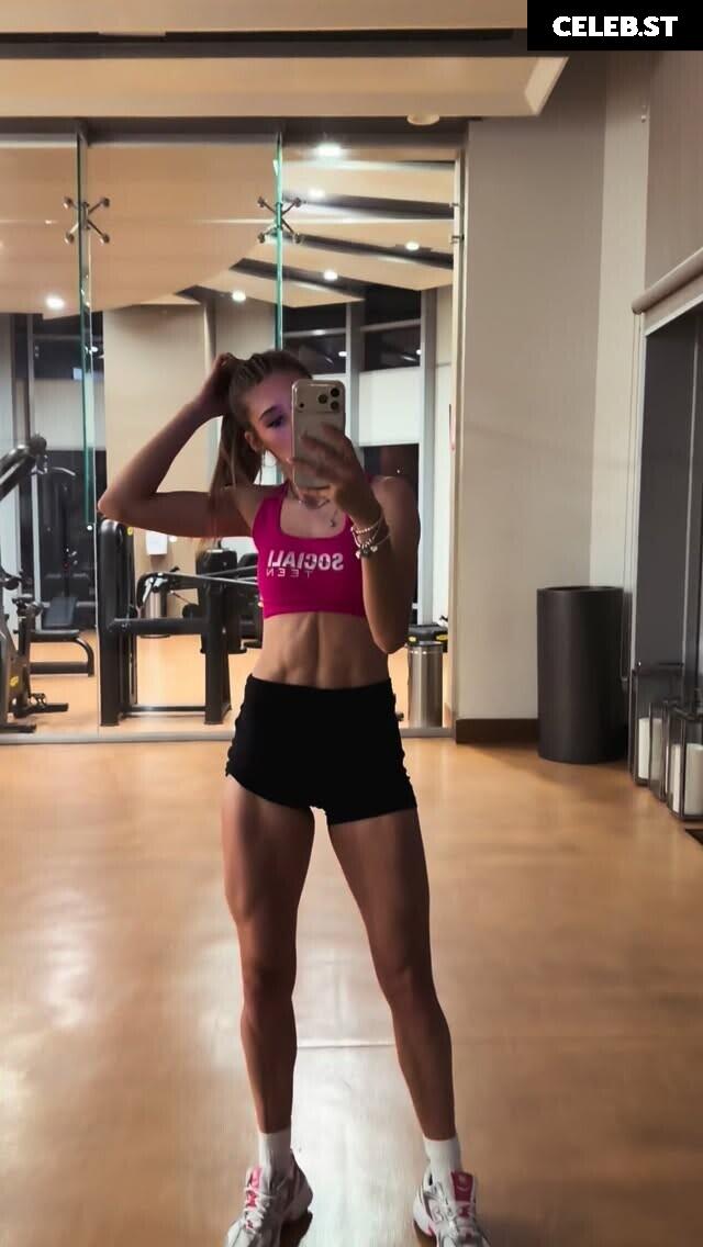 Tatiana Flores (Tati) NSFW Instagram Influencer Image 23970634