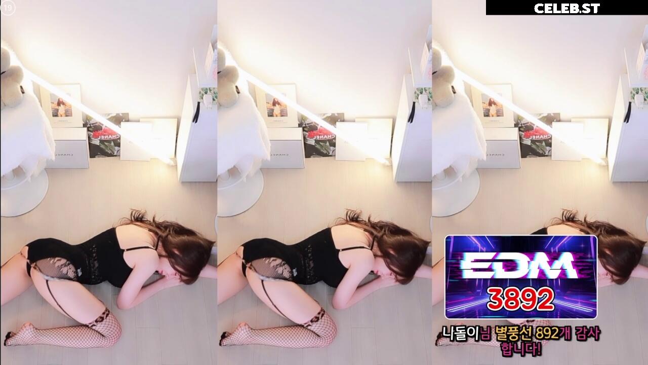 bj 아윤 ( ayoona ) Image 23970031