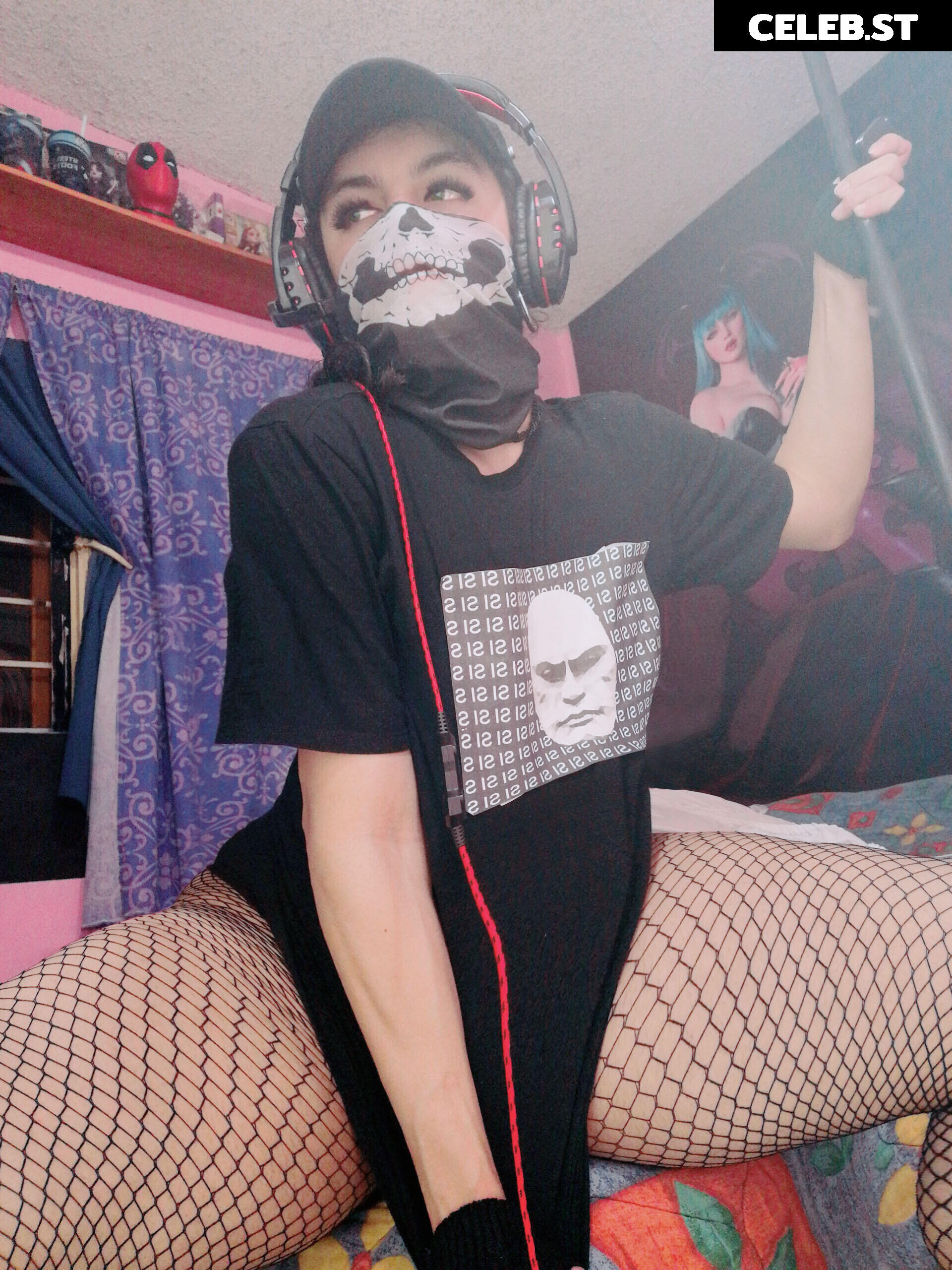 DarkWaifuTrap Image 23941331
