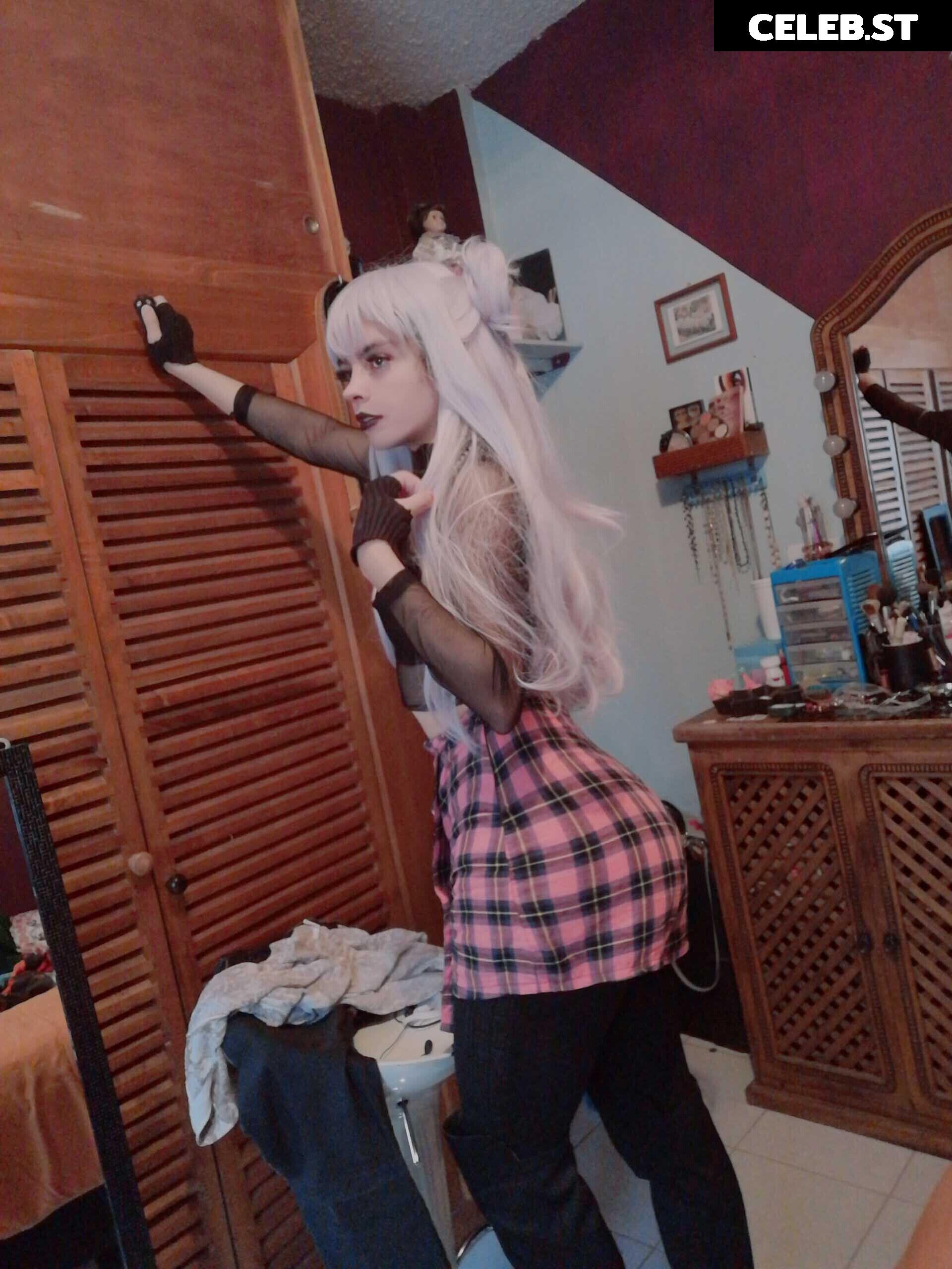 DarkWaifuTrap Image 23941330
