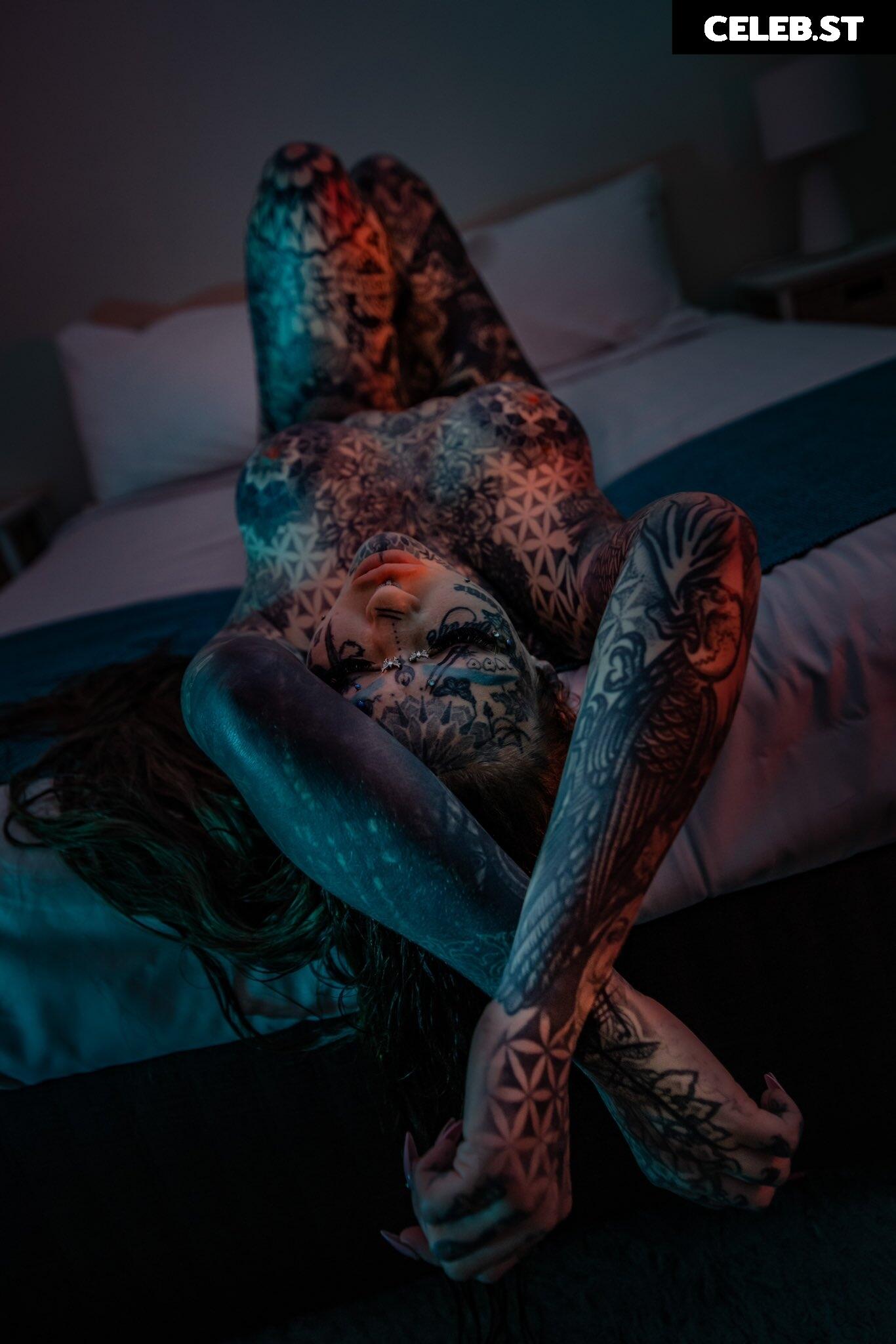 Amber Luke Image 2394016