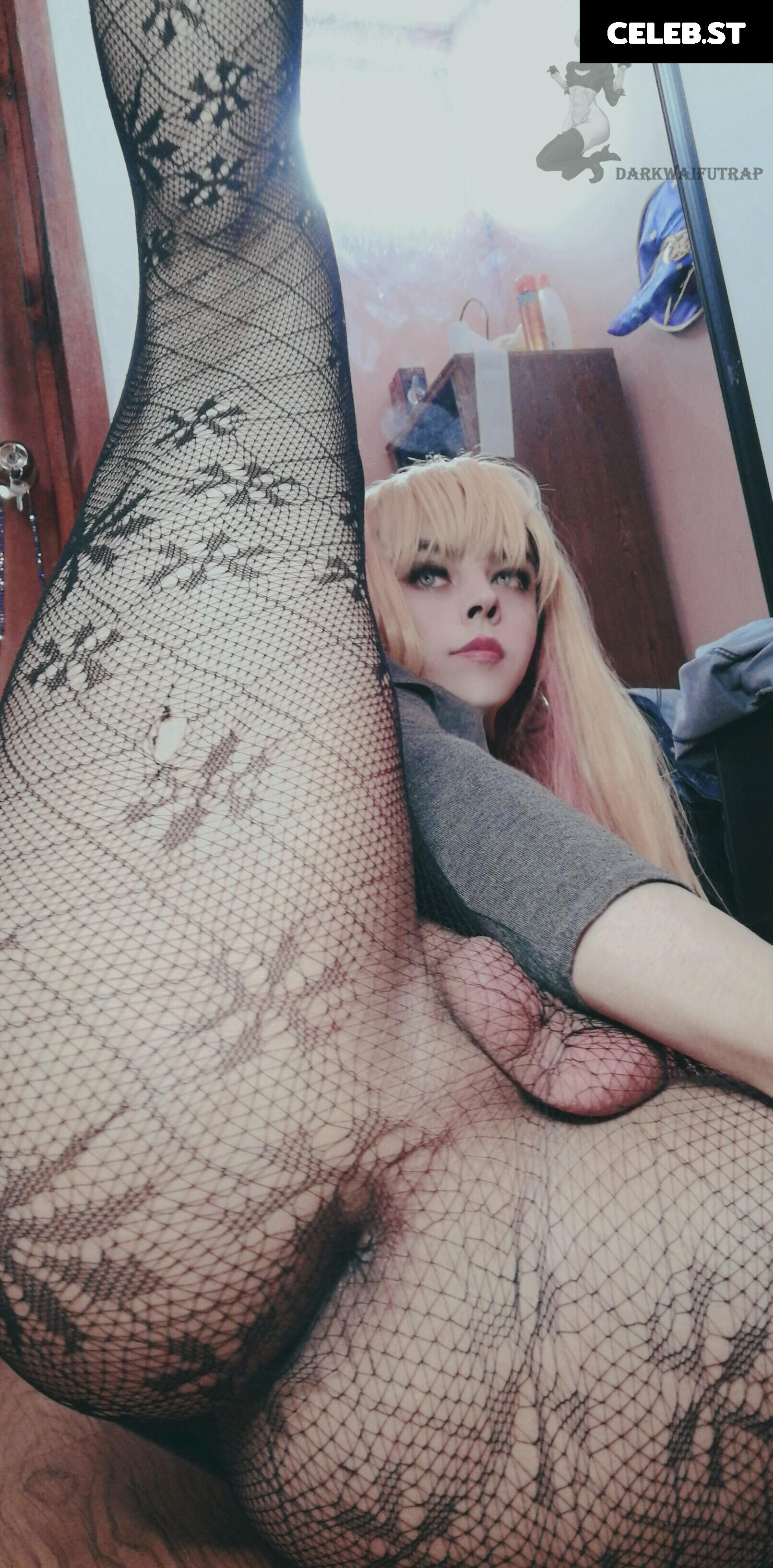DarkWaifuTrap Image 23942762