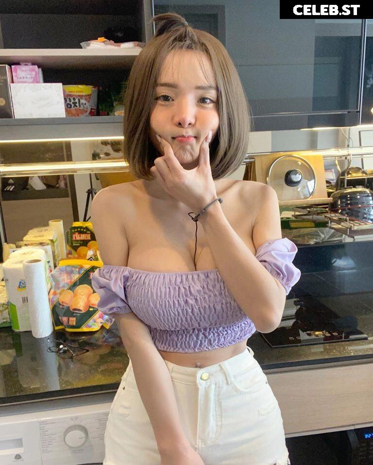 Nichada.yo | yoshithunchanok Image 23949023