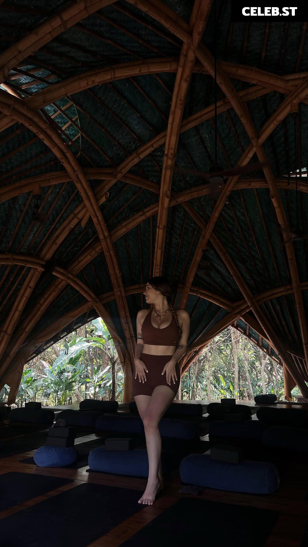 miafitz Image 23918519