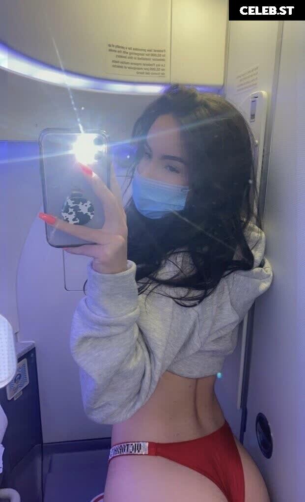 Sofia Elizabeth - sofiaspams Image 23916174