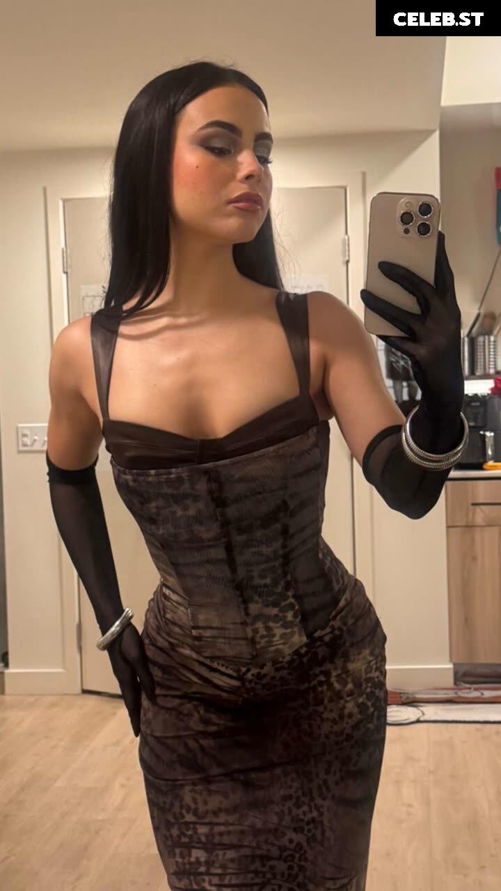 Sofia Elizabeth - sofiaspams Image 23916308