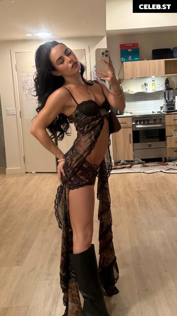 Sofia Elizabeth - sofiaspams Image 23916293