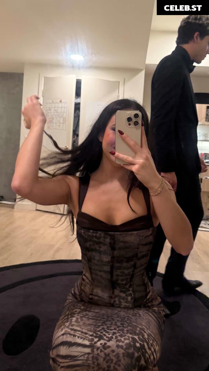 Sofia Elizabeth - sofiaspams Image 23916299