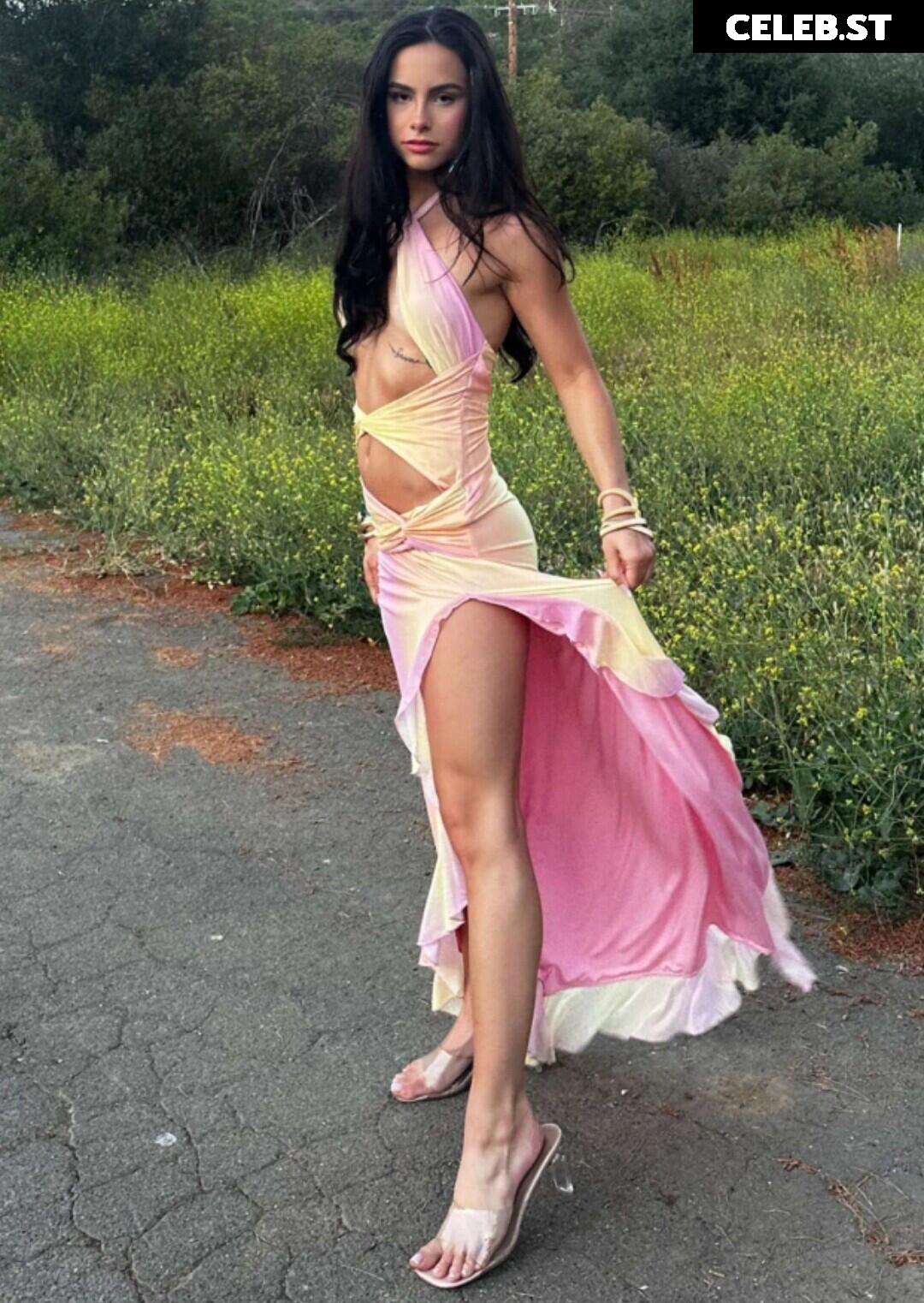 Sofia Elizabeth - sofiaspams Image 23916204