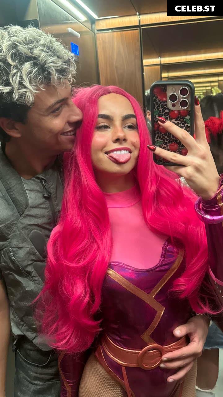 Sofia Elizabeth - sofiaspams Image 23916248