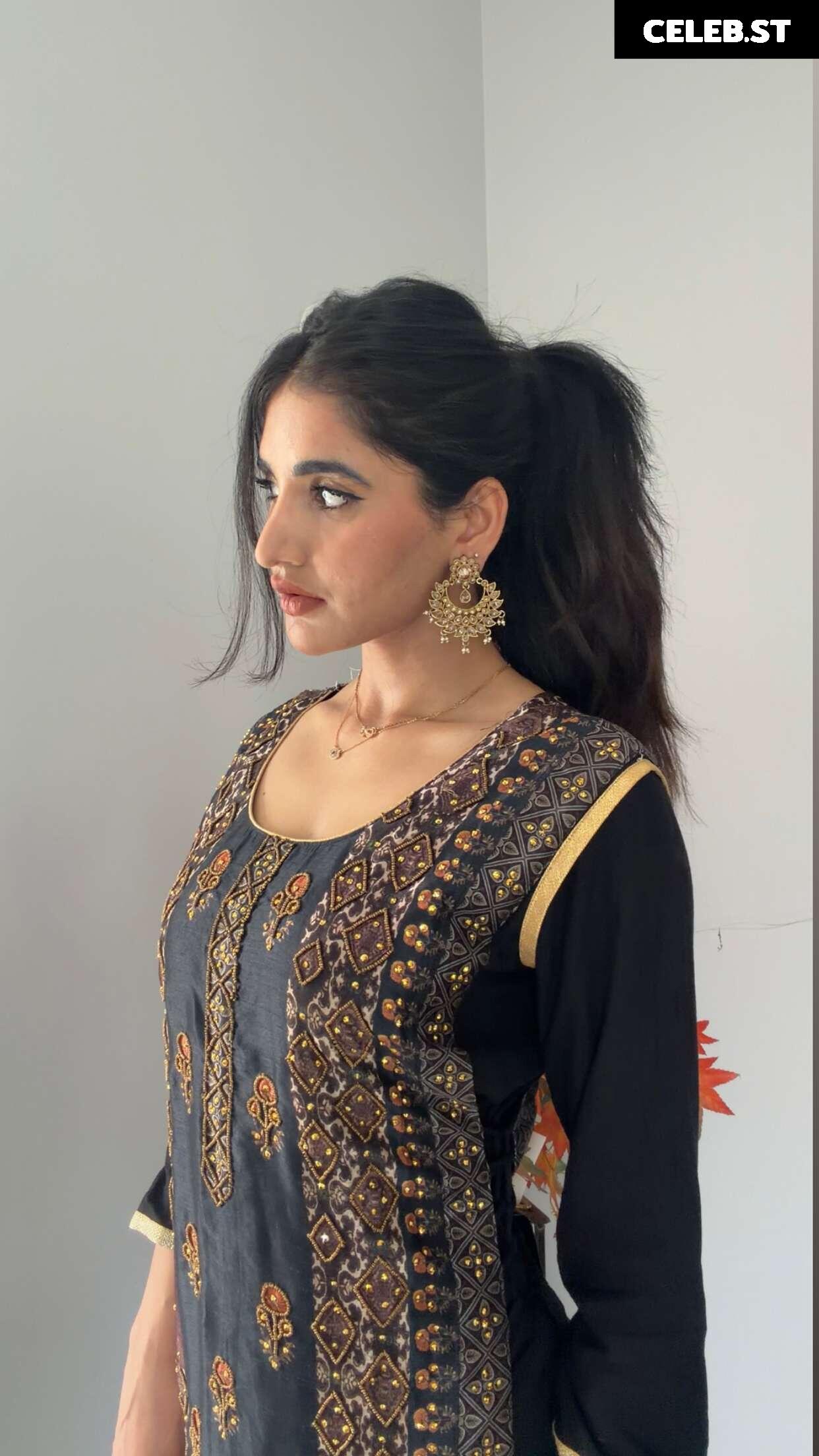 Rachel Sharma Image 23910687