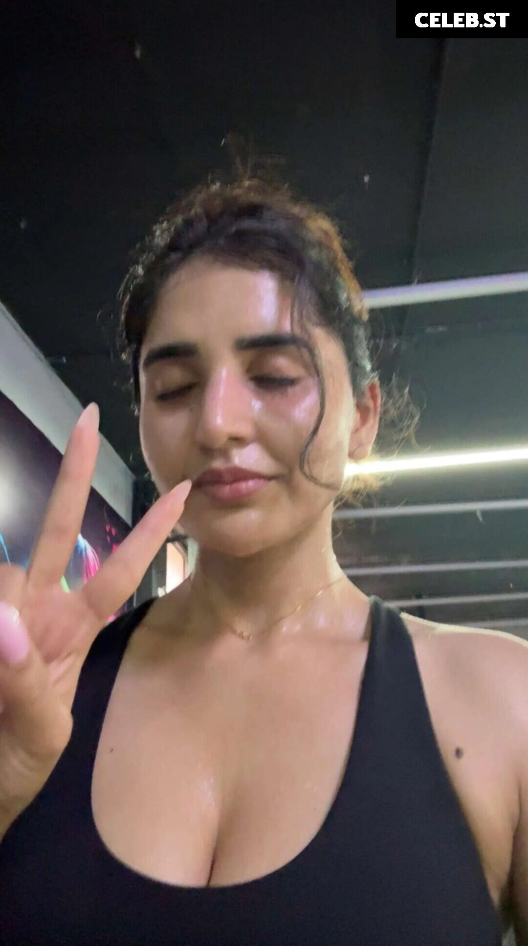 Rachel Sharma Image 23910672