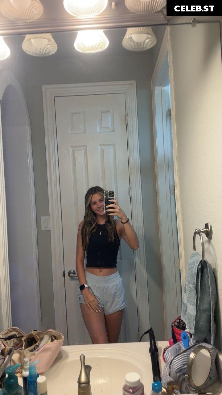 itslexismith | Lexi Smith Image 23919502