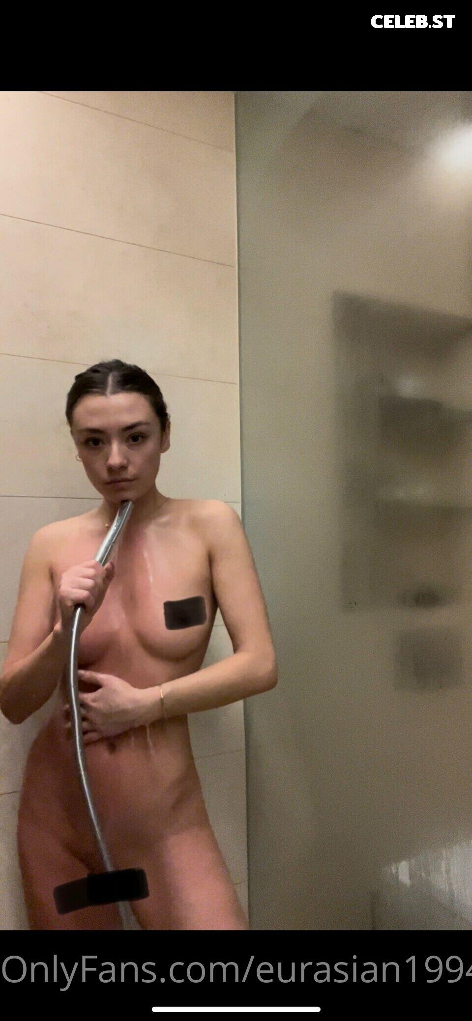 Yana Demeester / Eurasian1994 Image 23924426