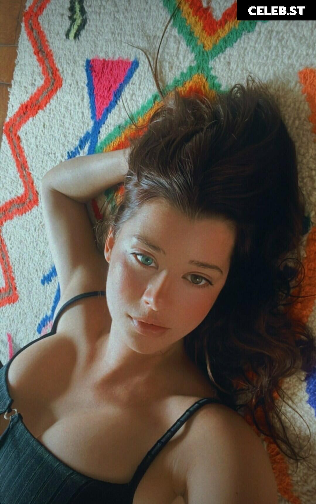 Sarah McDaniel (Krotchy) - cloudpeople Image 23920514