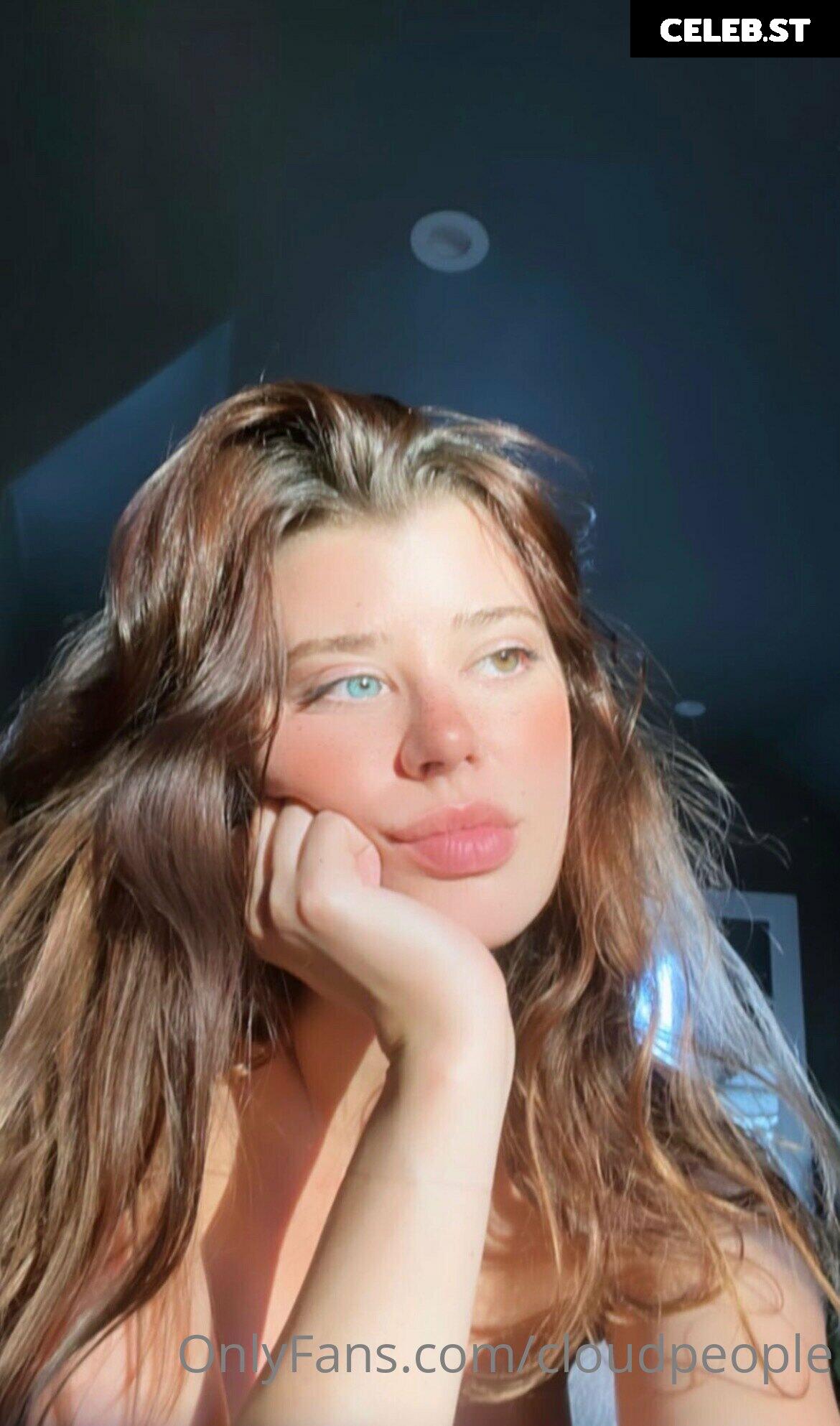 Sarah McDaniel (Krotchy) - cloudpeople Image 23920563