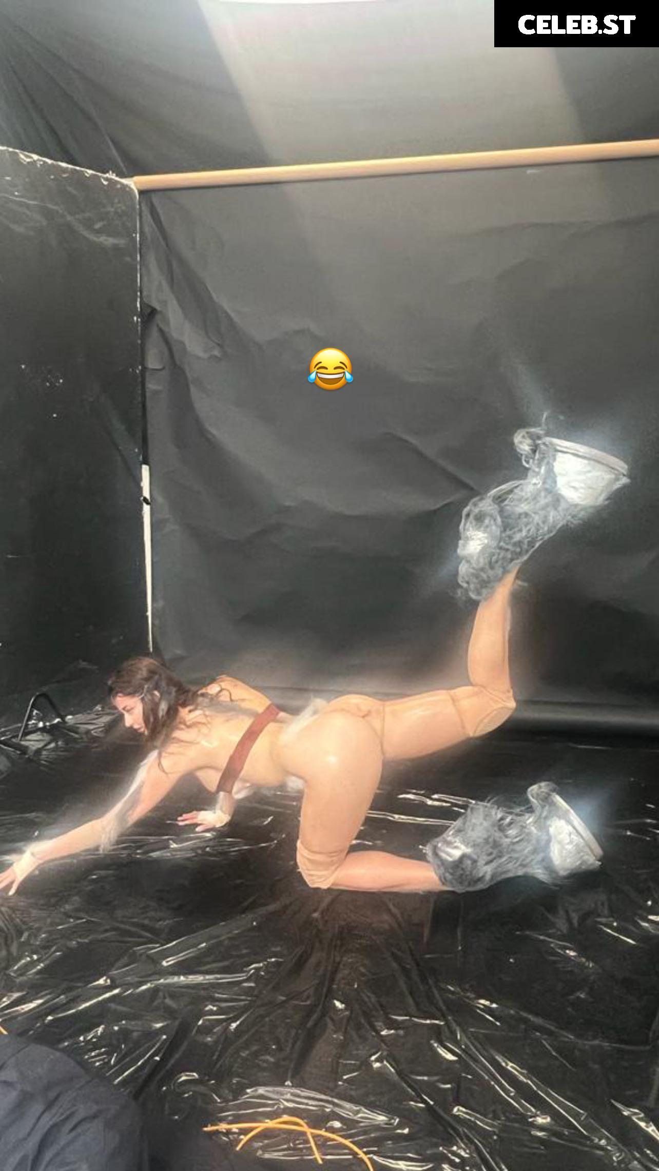 Sarah McDaniel (Krotchy) - cloudpeople Image 23920413