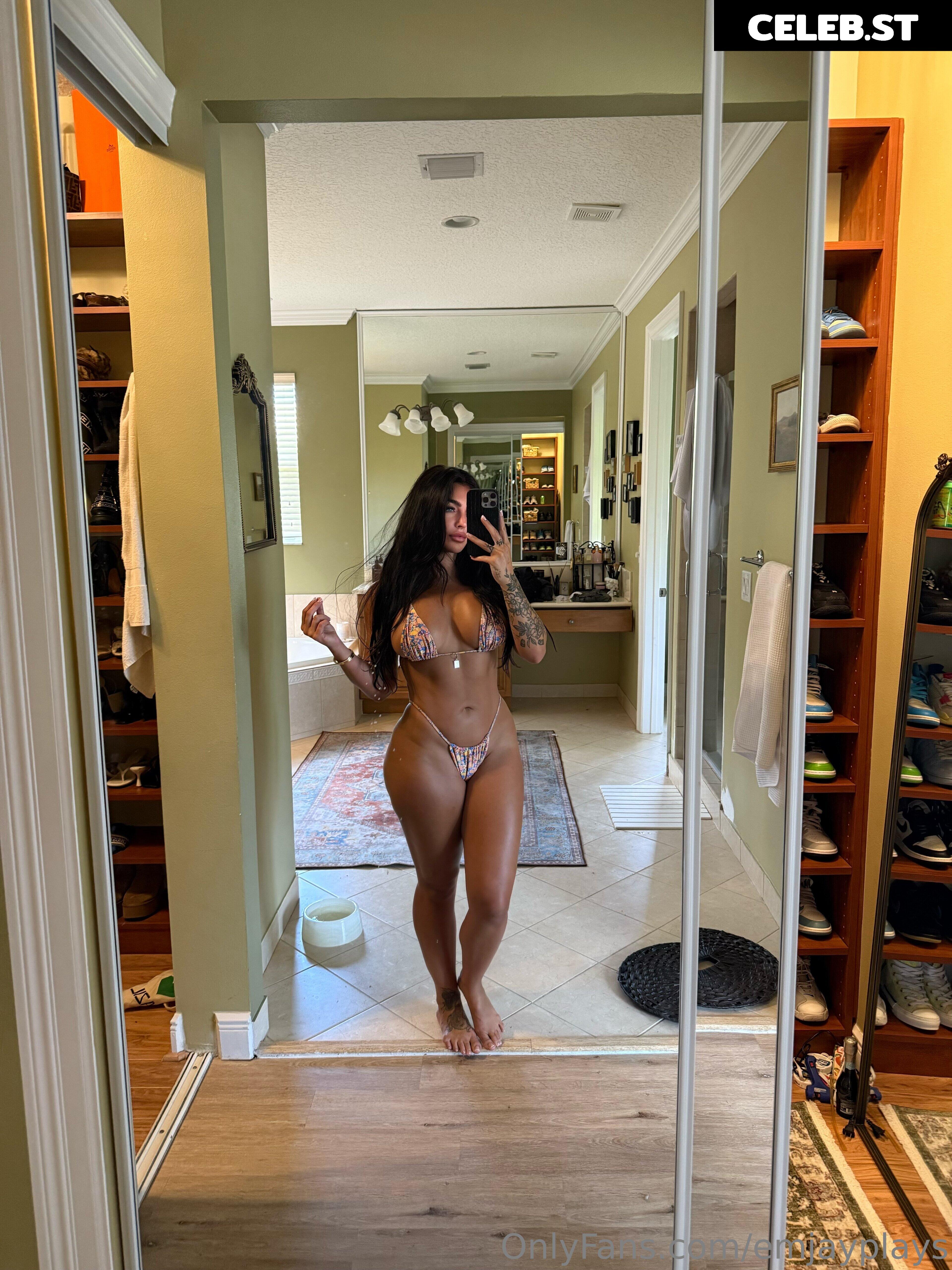 Emily Rinaudo | EmjayyPlays Image 23929572