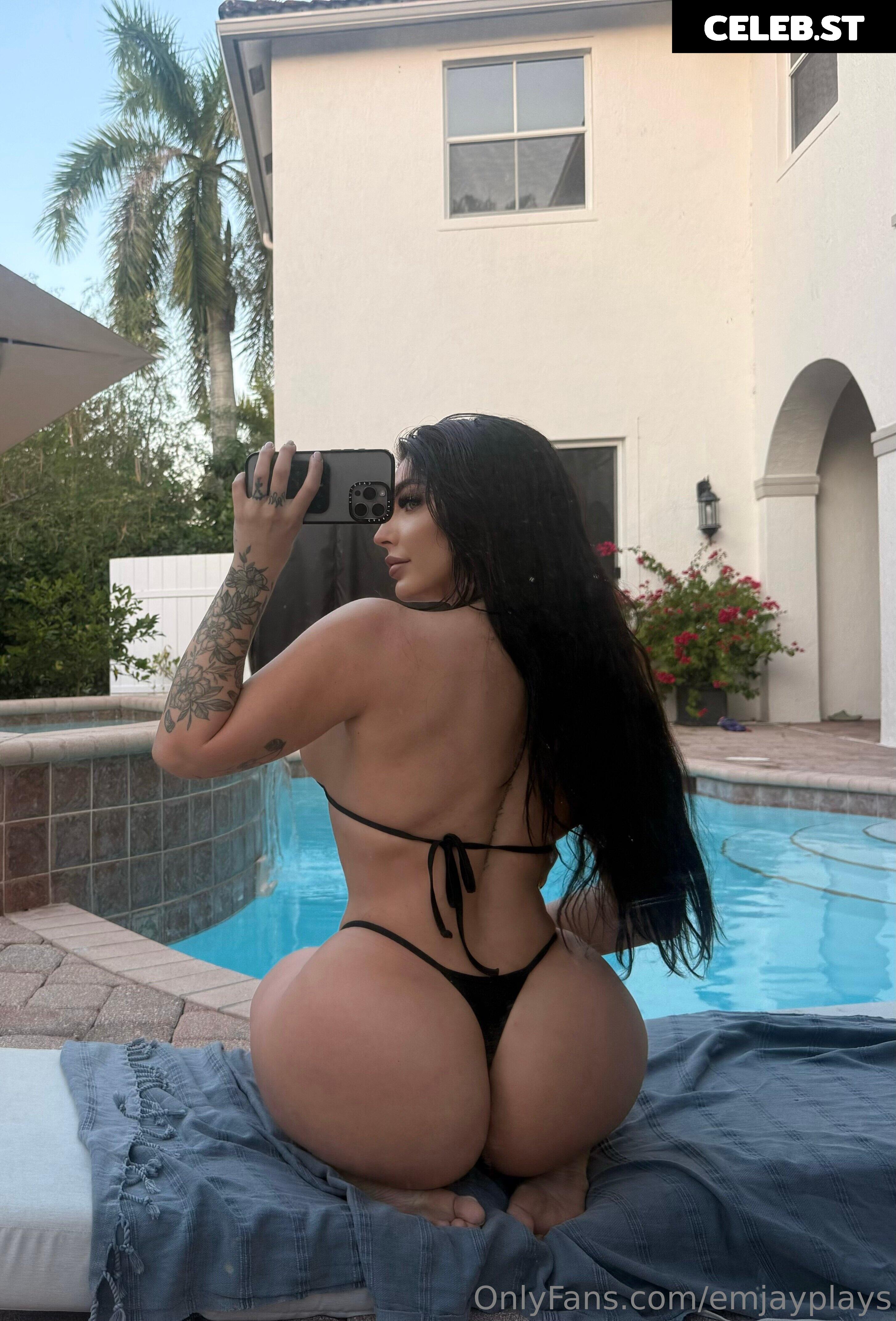 Emily Rinaudo | EmjayyPlays Image 23929622