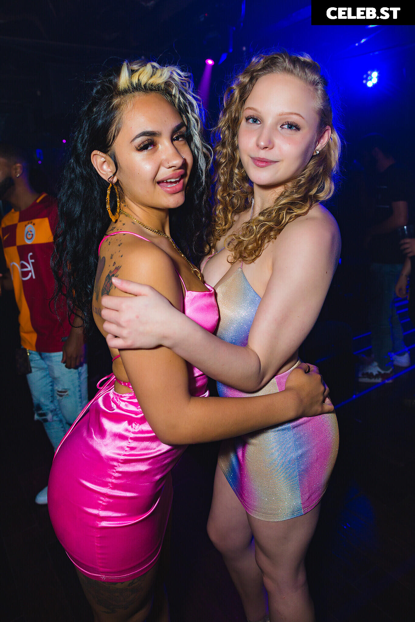 Evie Erikson + Ellie Erikson Image 23929003