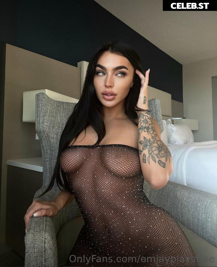 Emily Rinaudo | EmjayyPlays Image 23929259