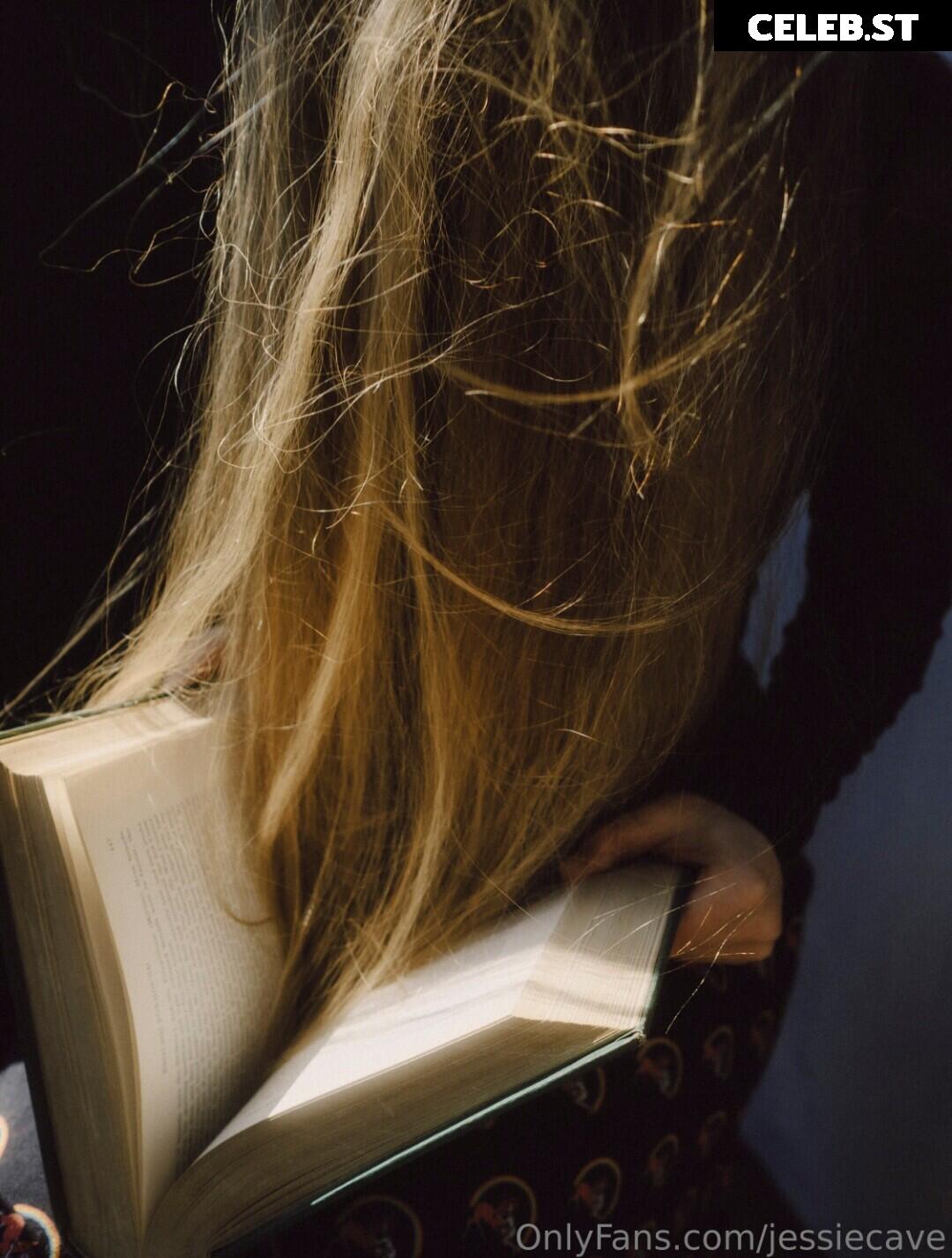 Jessie Cave Image 23935953