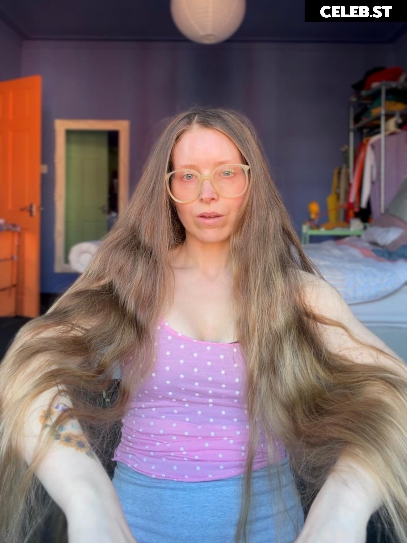 Jessie Cave Image 23936199