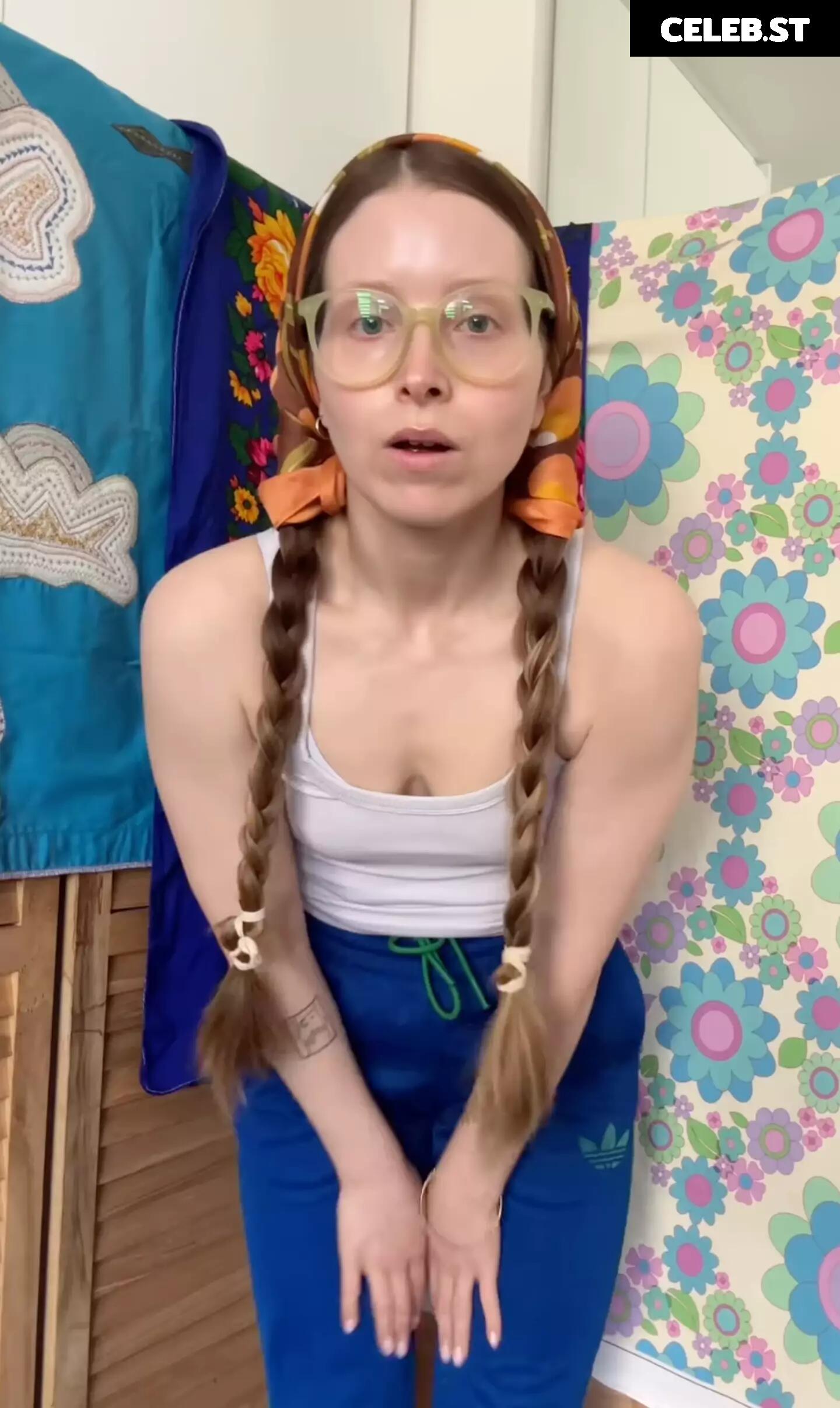 Jessie Cave Image 23936117