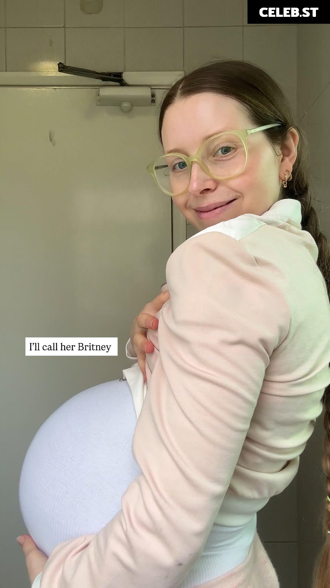 Jessie Cave Image 23936154