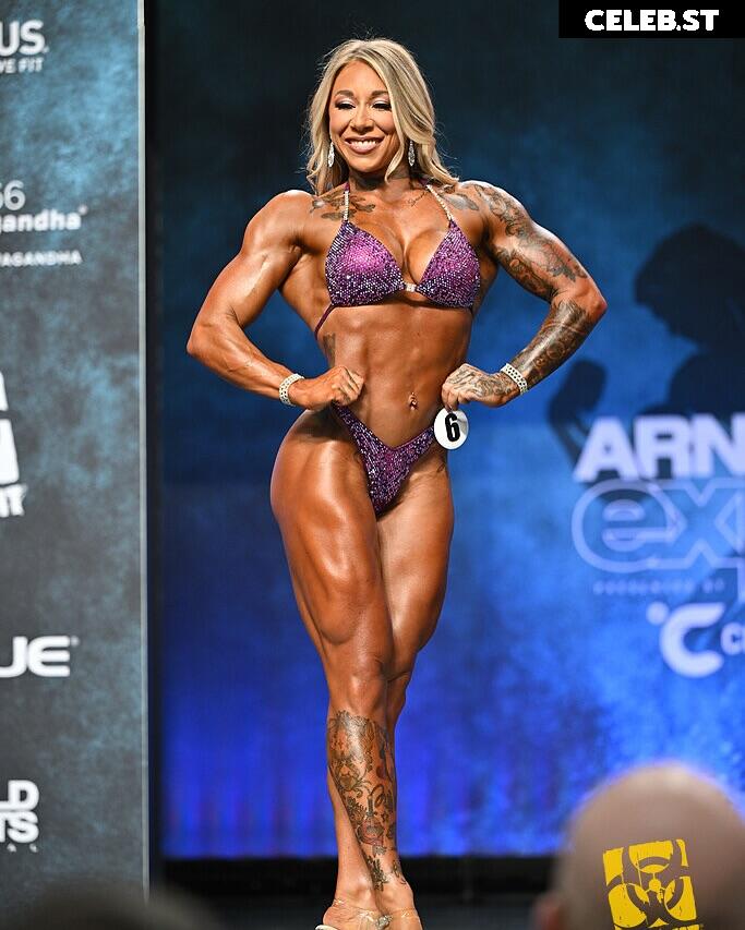 Kristin Pope Image 23932796
