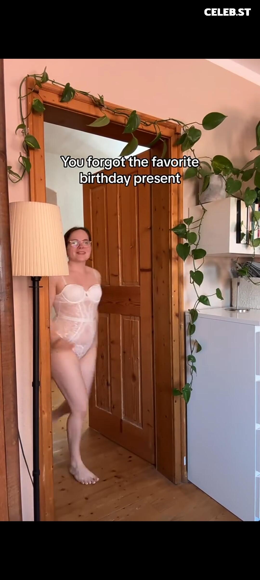 Emma Clarke Image 2390445