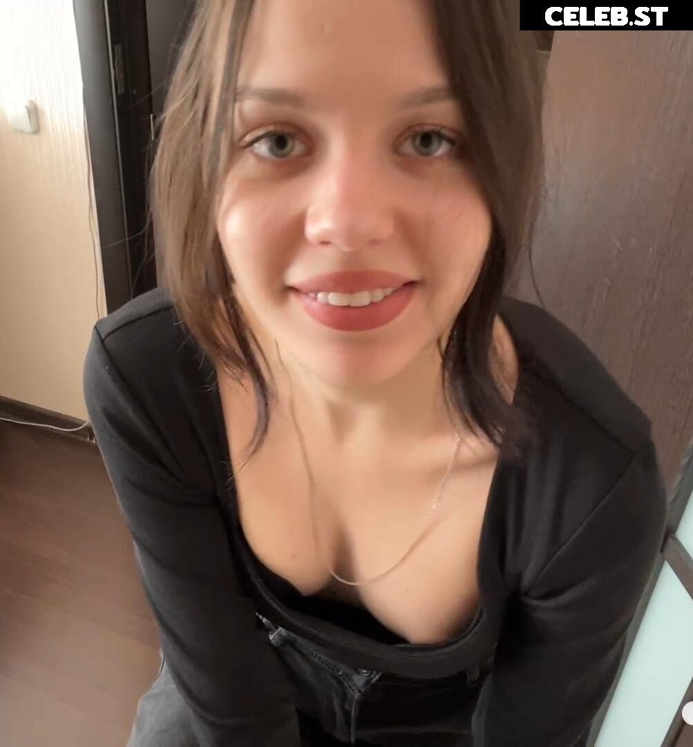 Nipslips &amp; Just Chatting streamers Image 23907087