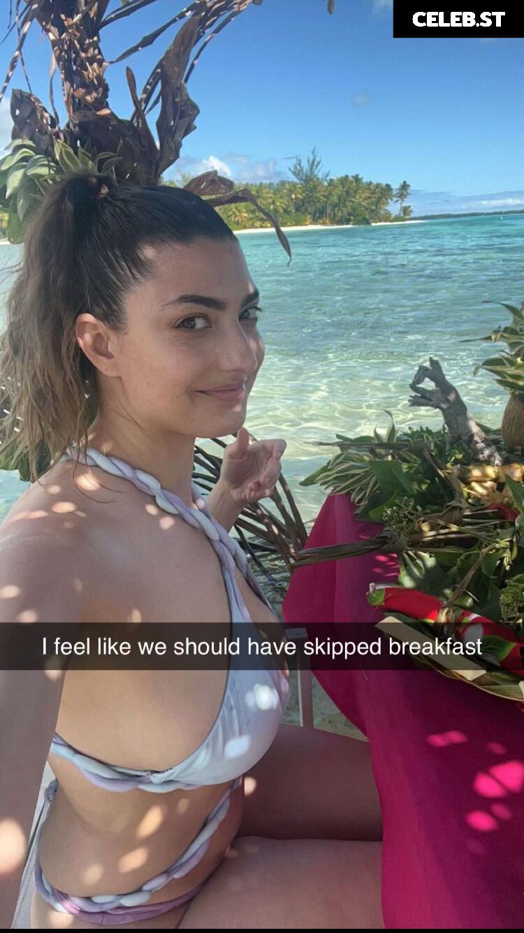 Rachel Levin / RclBeauty101 Image 23909597