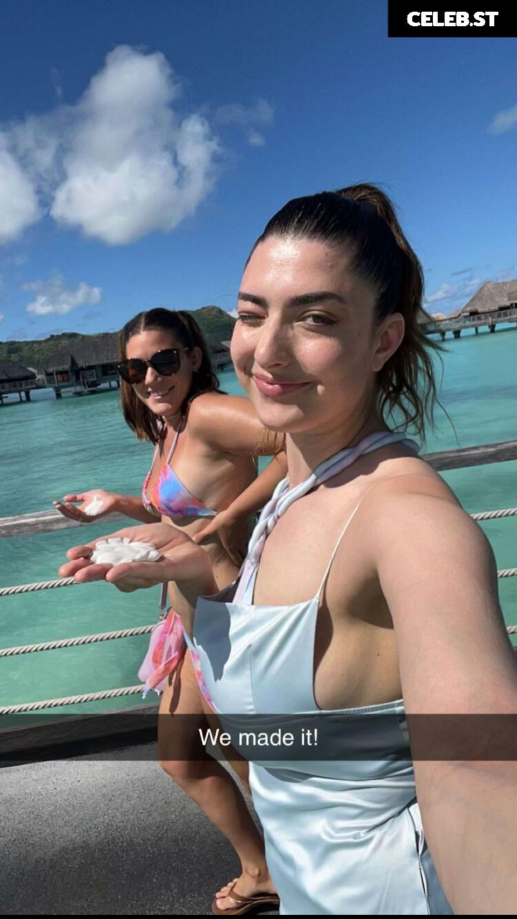 Rachel Levin / RclBeauty101 Image 23909599