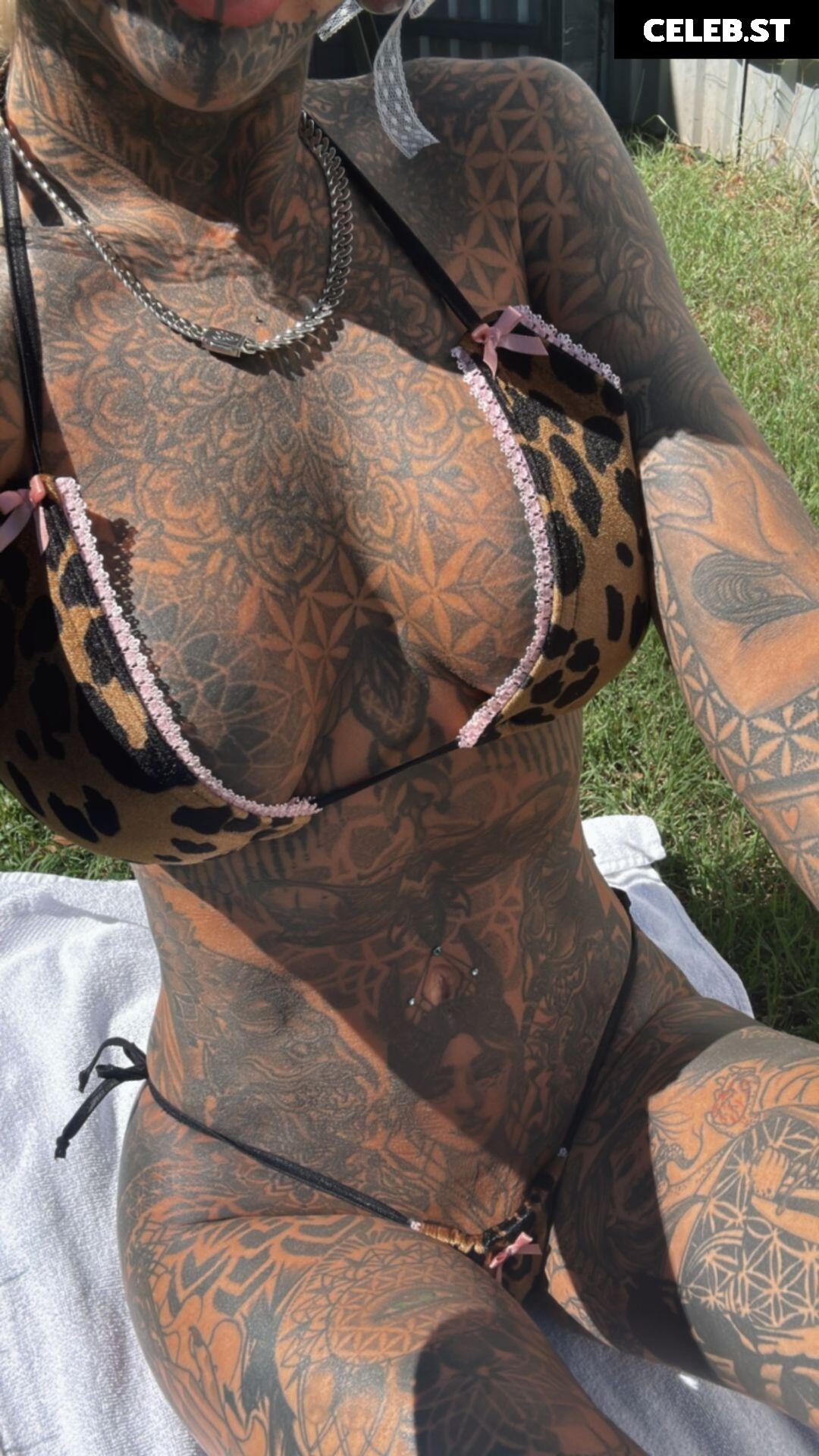 Amber Luke Image 2399083