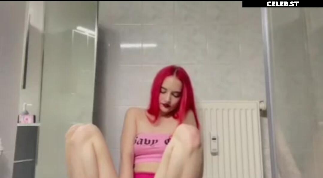 Luise Sophie Image 2385008