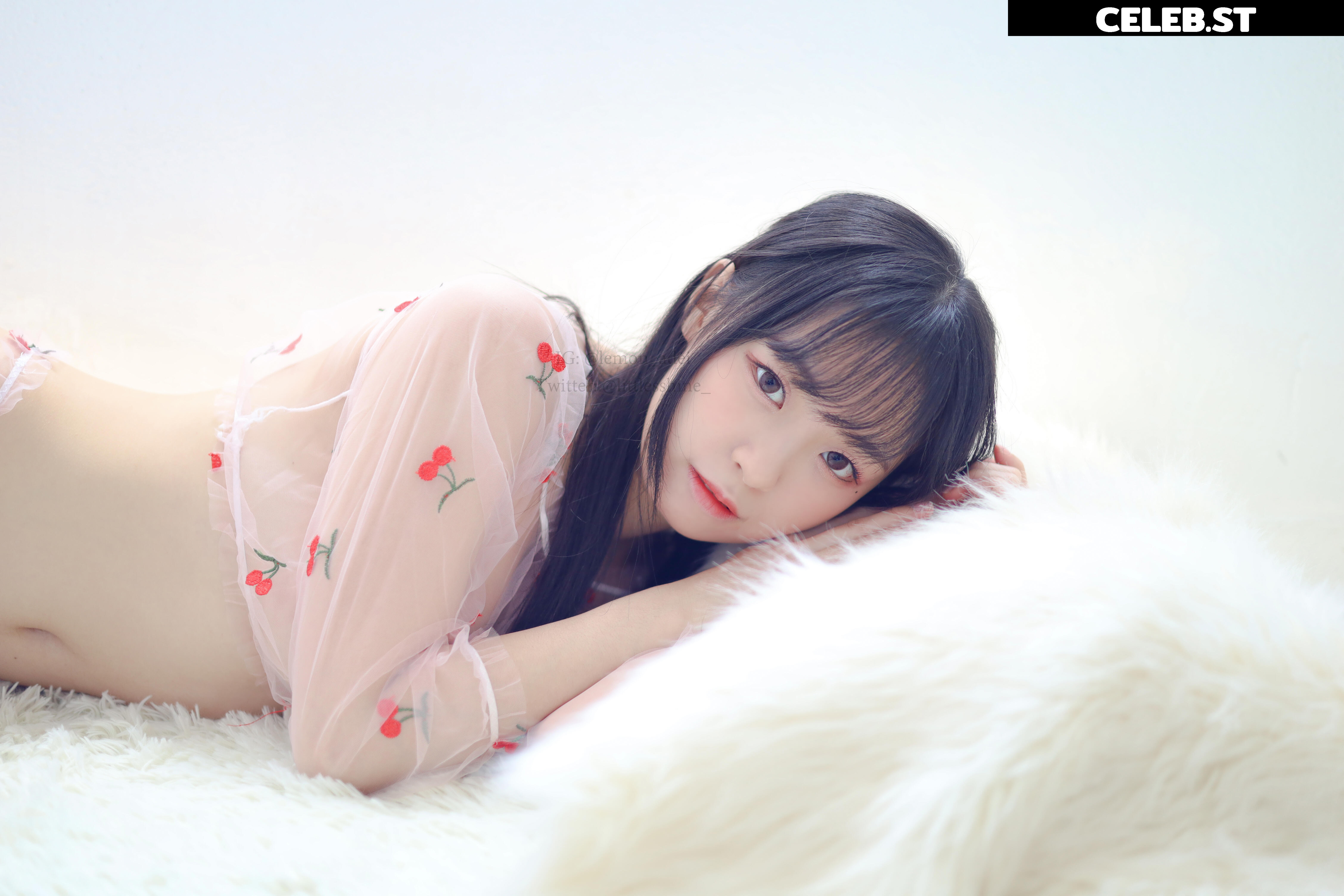Littlesshine_ / Haruko / Chingyi Image 23853000