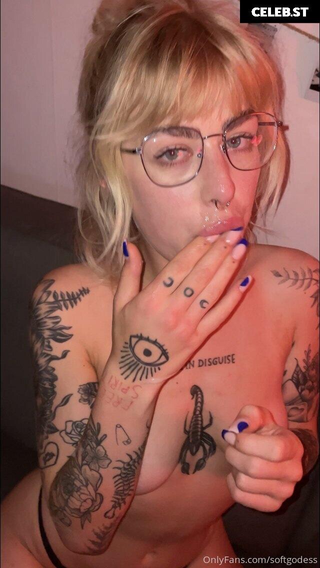 Softgodess Image 2386587