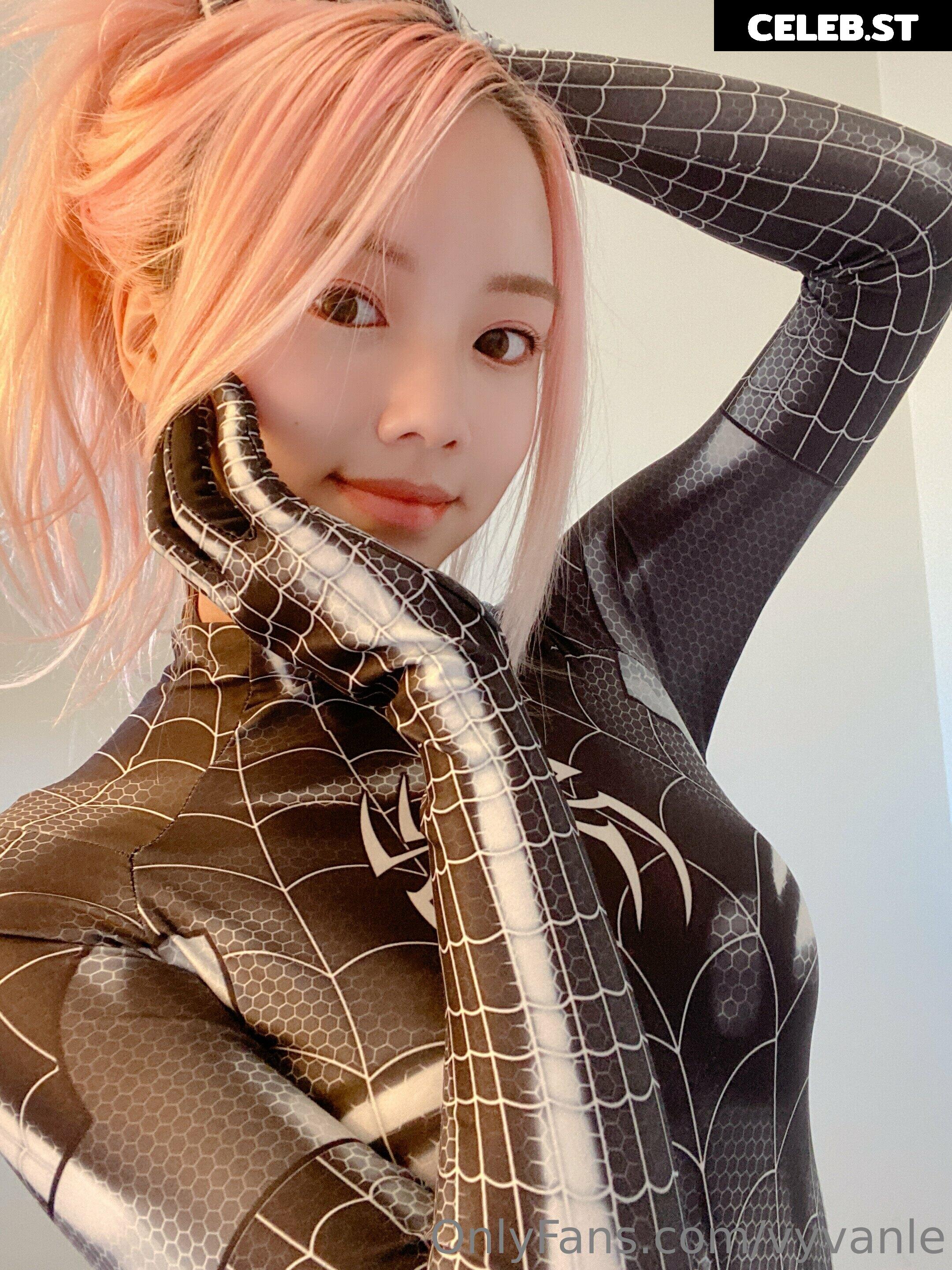 Vyvan Le Image 23874119