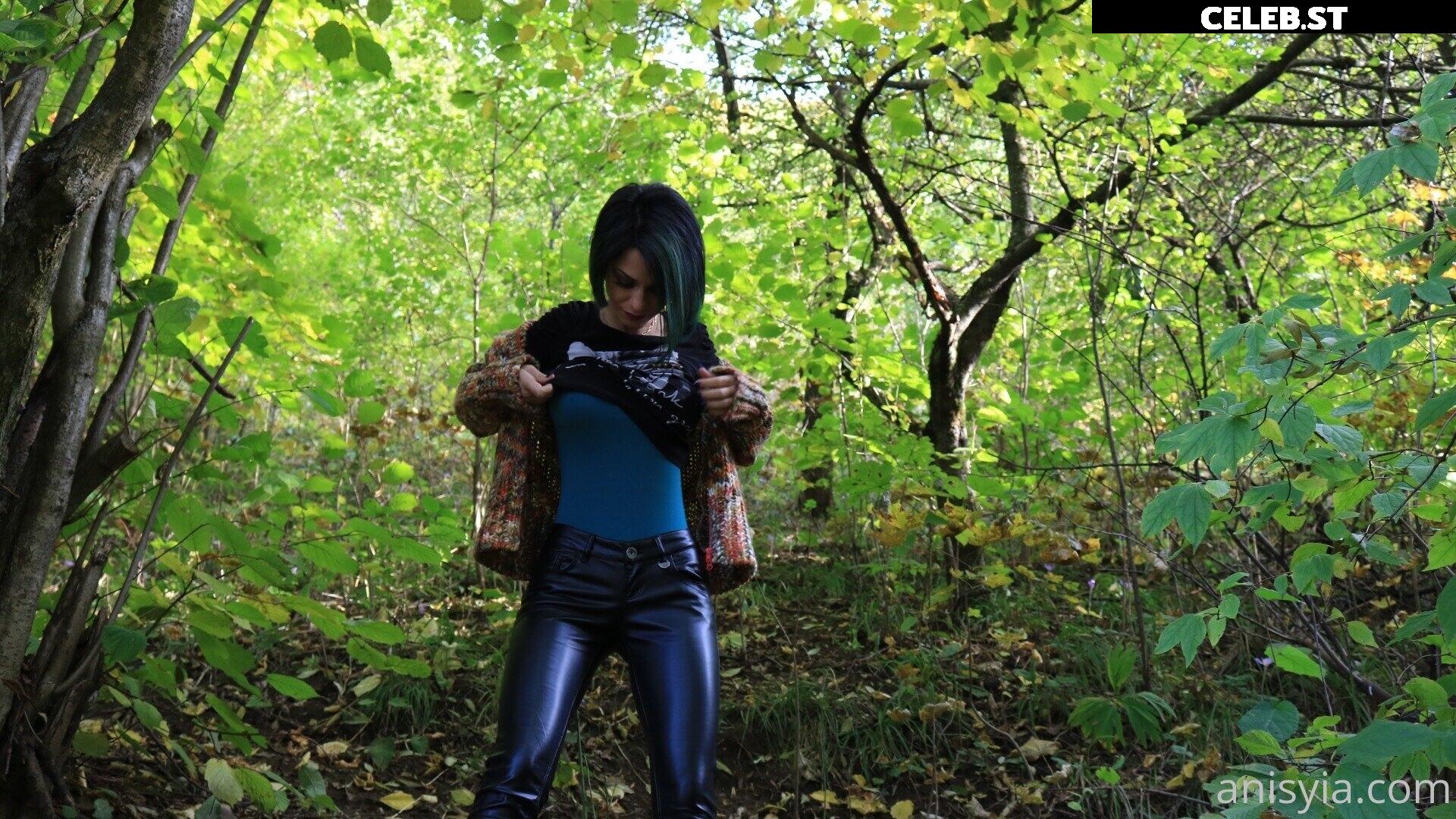 Anisyia Image 2387192