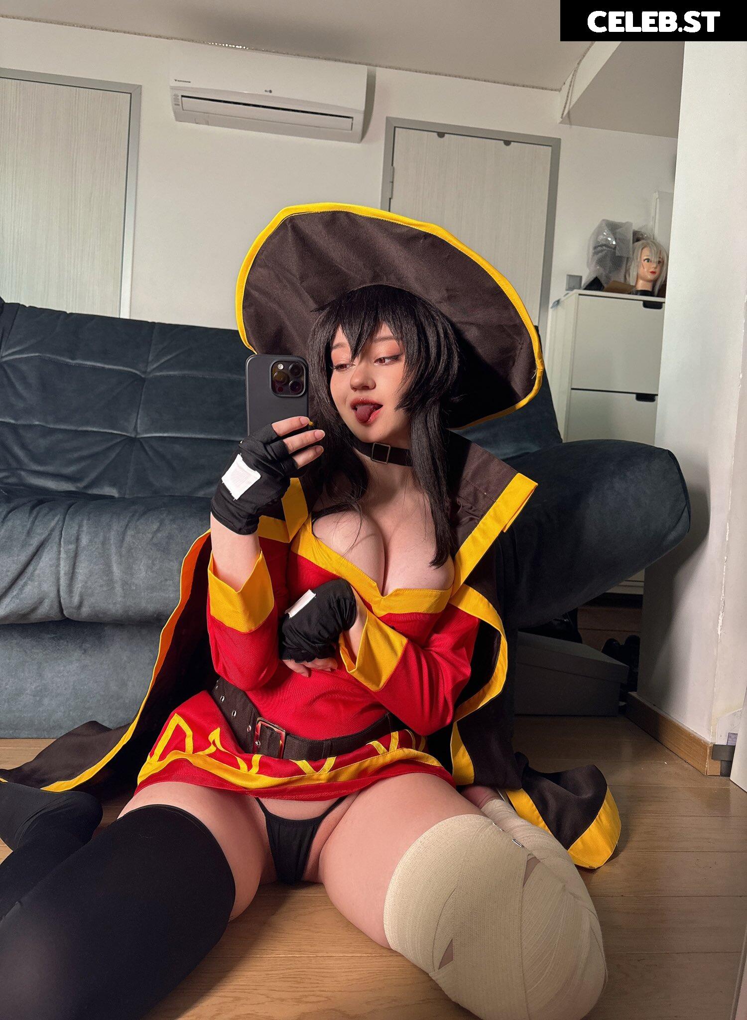 Donna loli Image 23845001