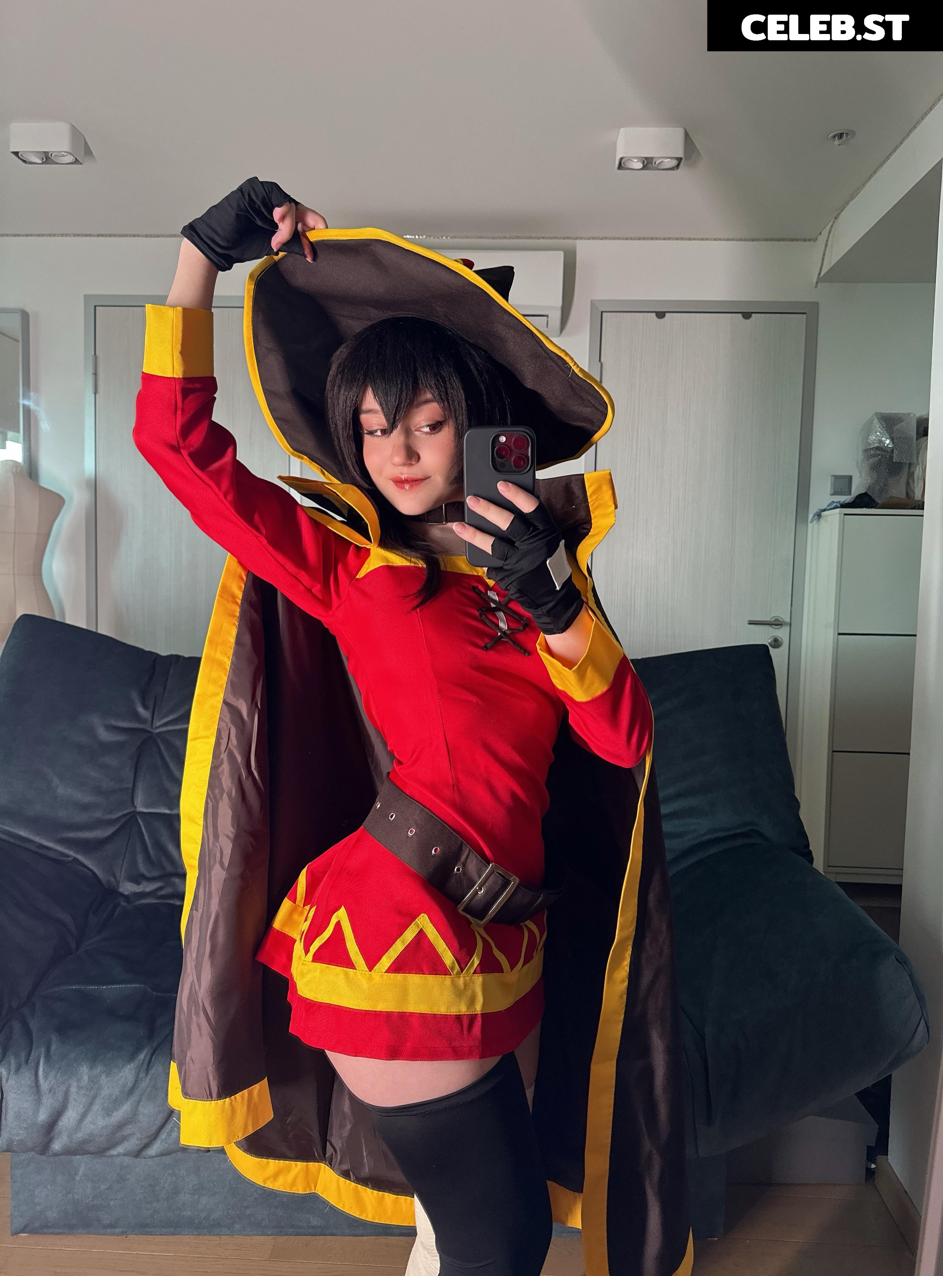 Donna loli Image 23845000