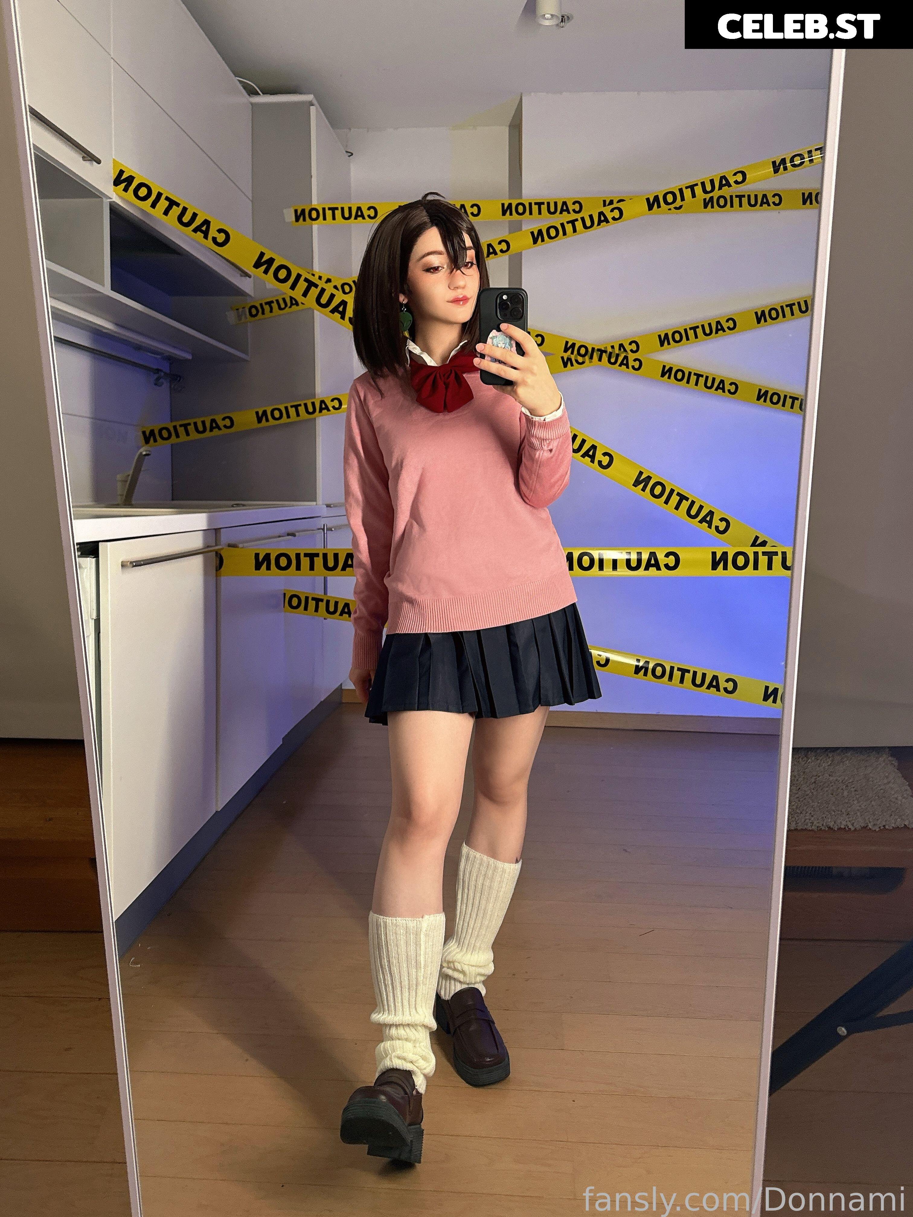 Donna loli Image 23844852