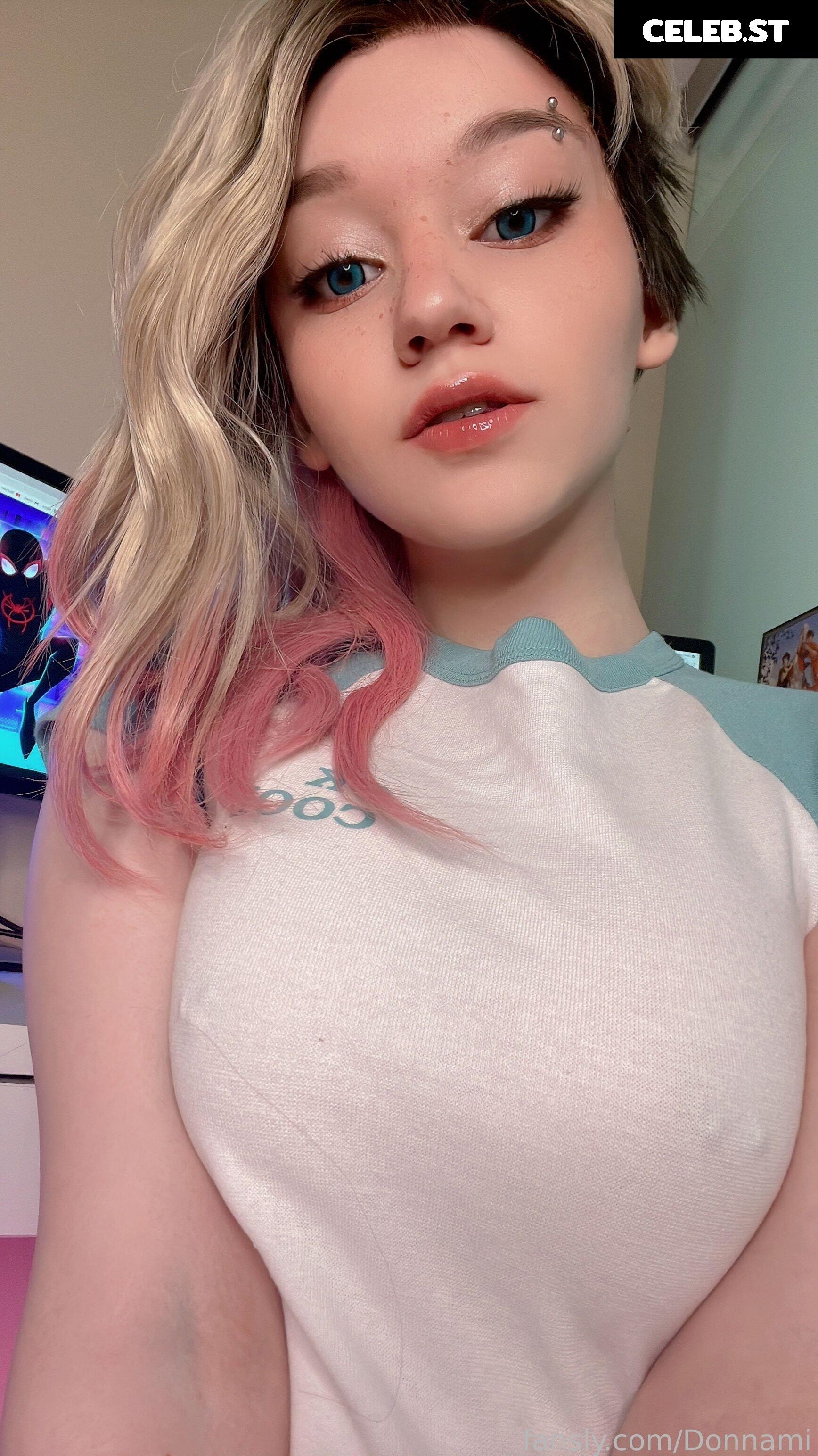 Donna loli Image 23844848