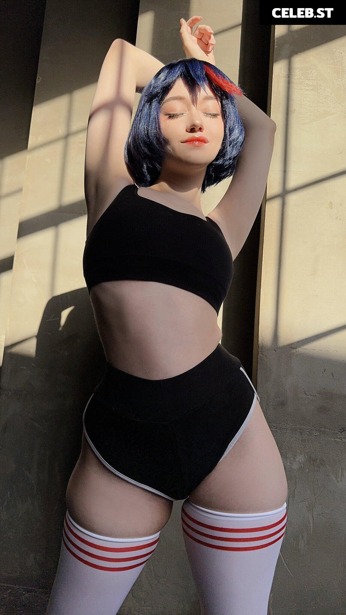 Donna loli Image 23844782