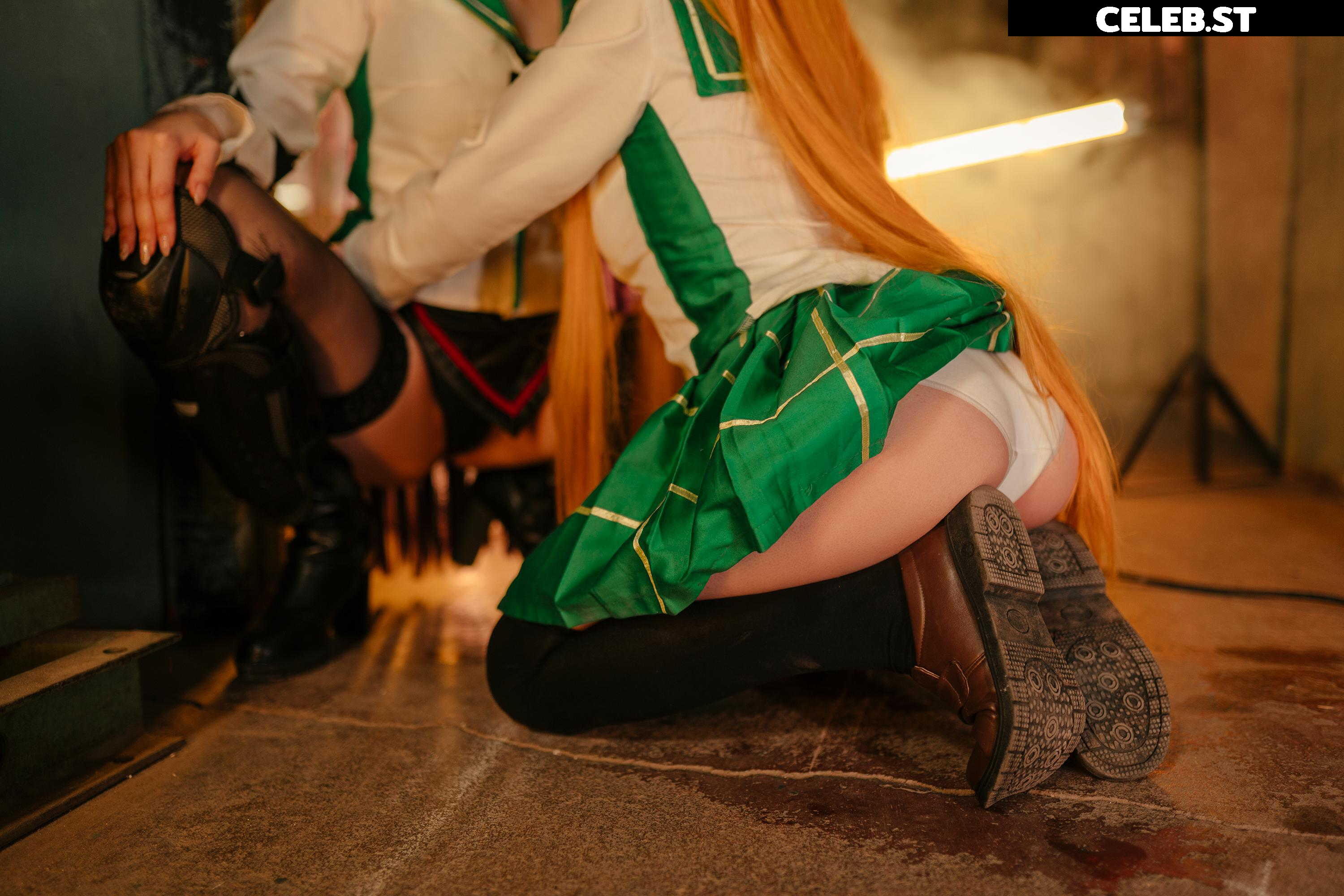 Donna loli Image 23844639